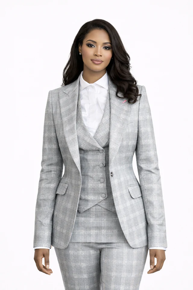 Classic Women’s Tailored Plaid Suit