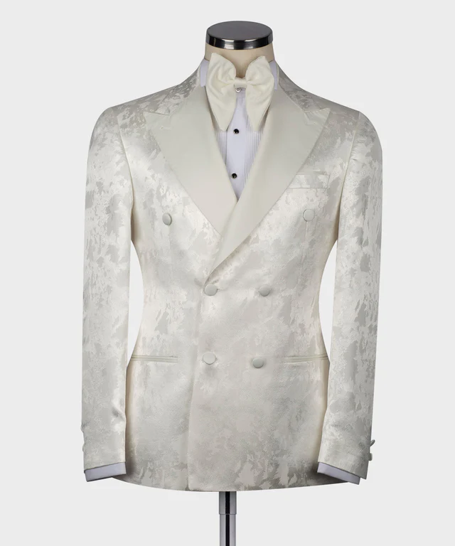 Smoking blanc à motifs et col en satin crème