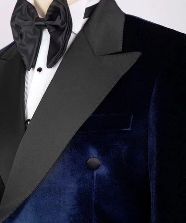 Veste croisée en velours bleu et satin noir à revers - Vue 2